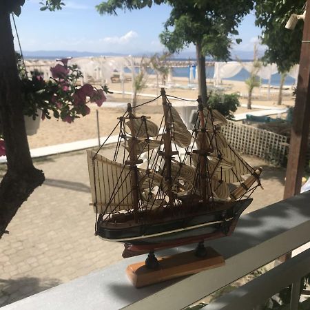 Studios On The Beach 斯卡拉索提罗斯 外观 照片